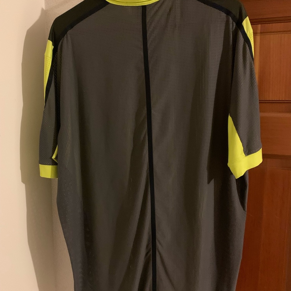 Tiger Woods Polo View 3